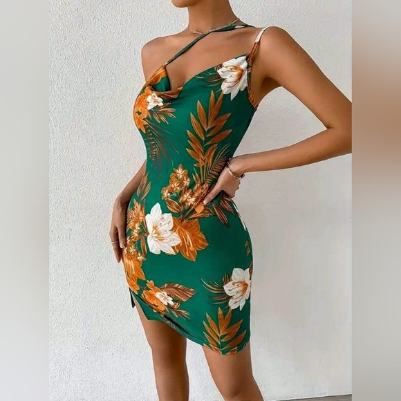 Pretty dress  🌸👗 - Picture 2 of 4